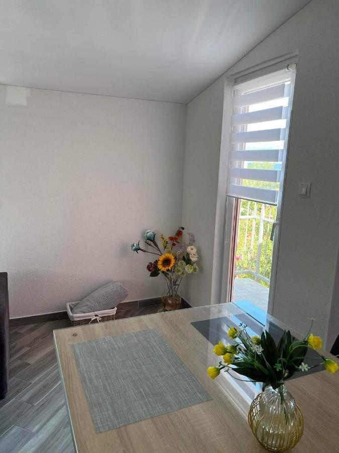 Apartment ˝Soleil˝ Vir Luaran gambar