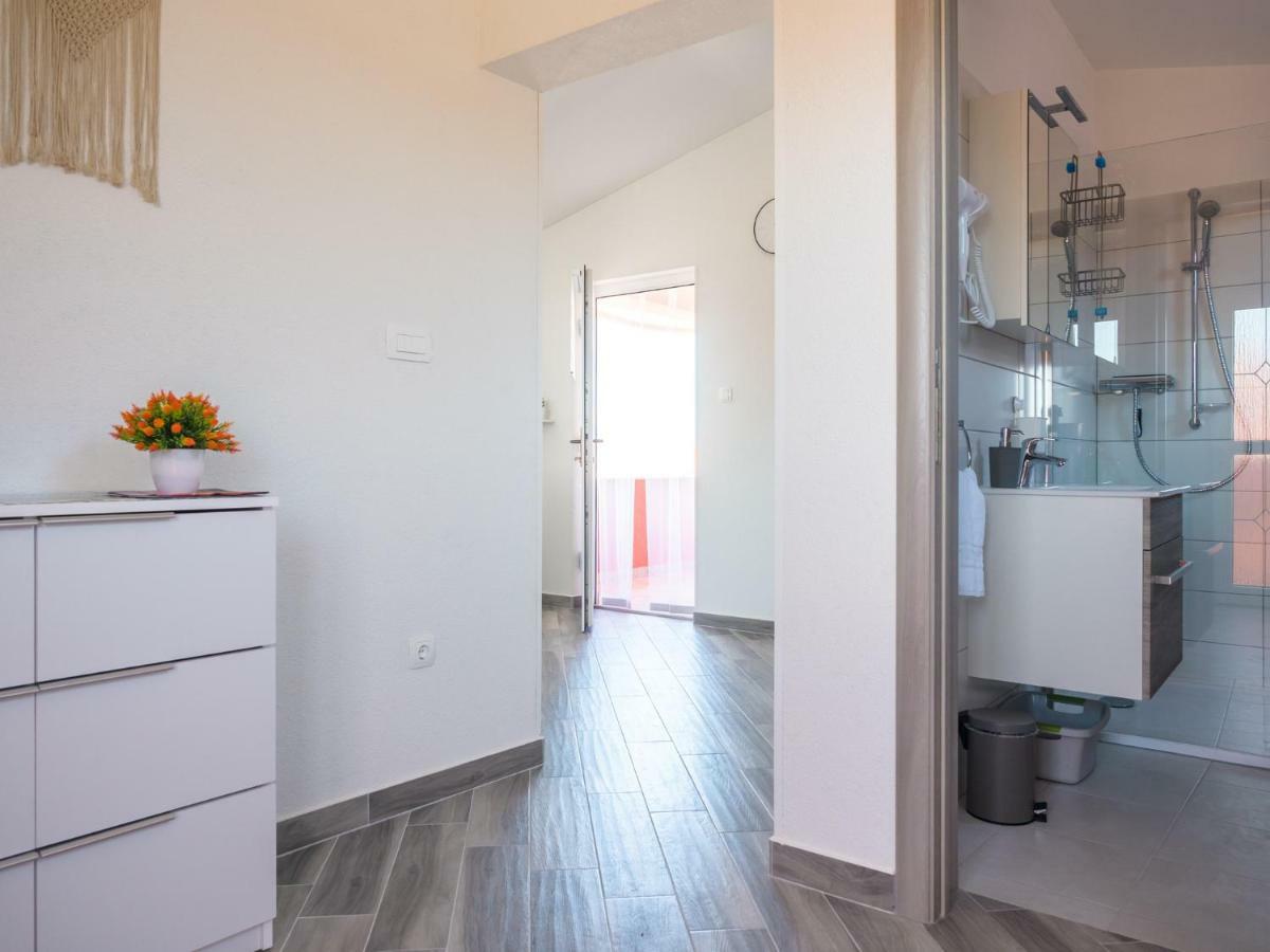 Apartment ˝Soleil˝ Vir Luaran gambar